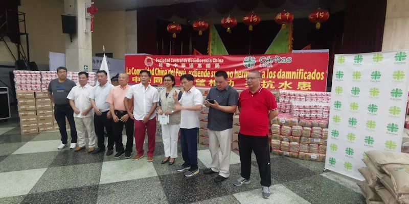 通惠总局向Caritas Lima移交第一批赈灾物资